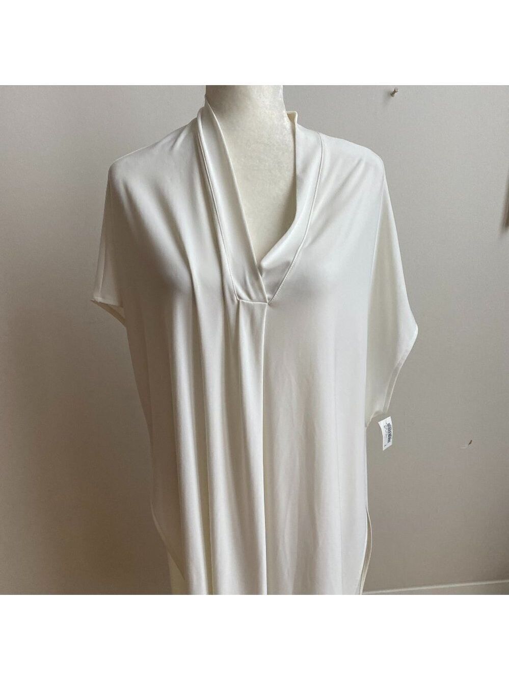 BRIAN Bailey New Ivory V-neck poncho tunic Small